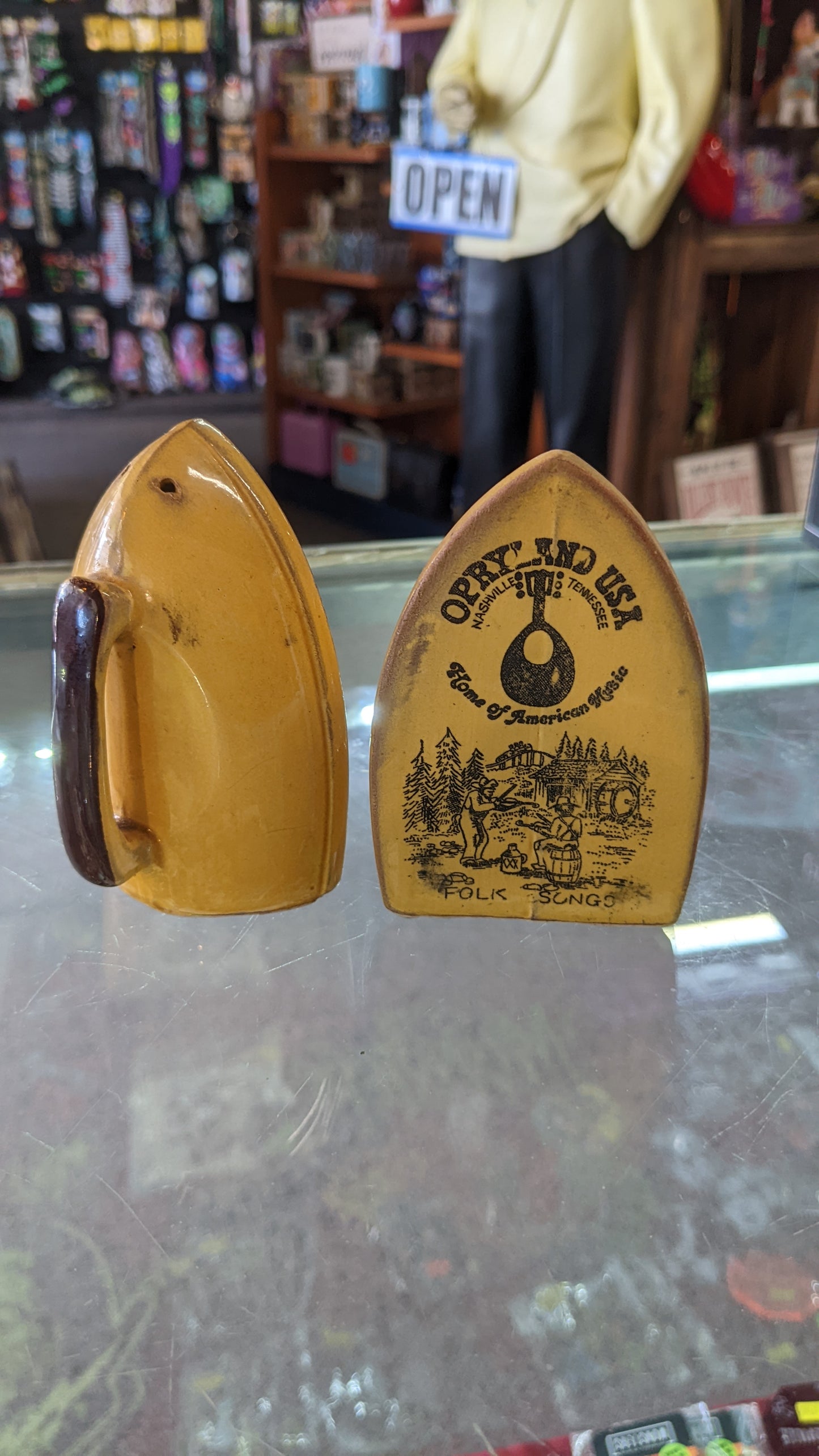 Vintage Iron Opryland Nashville Salt & Pepper Set