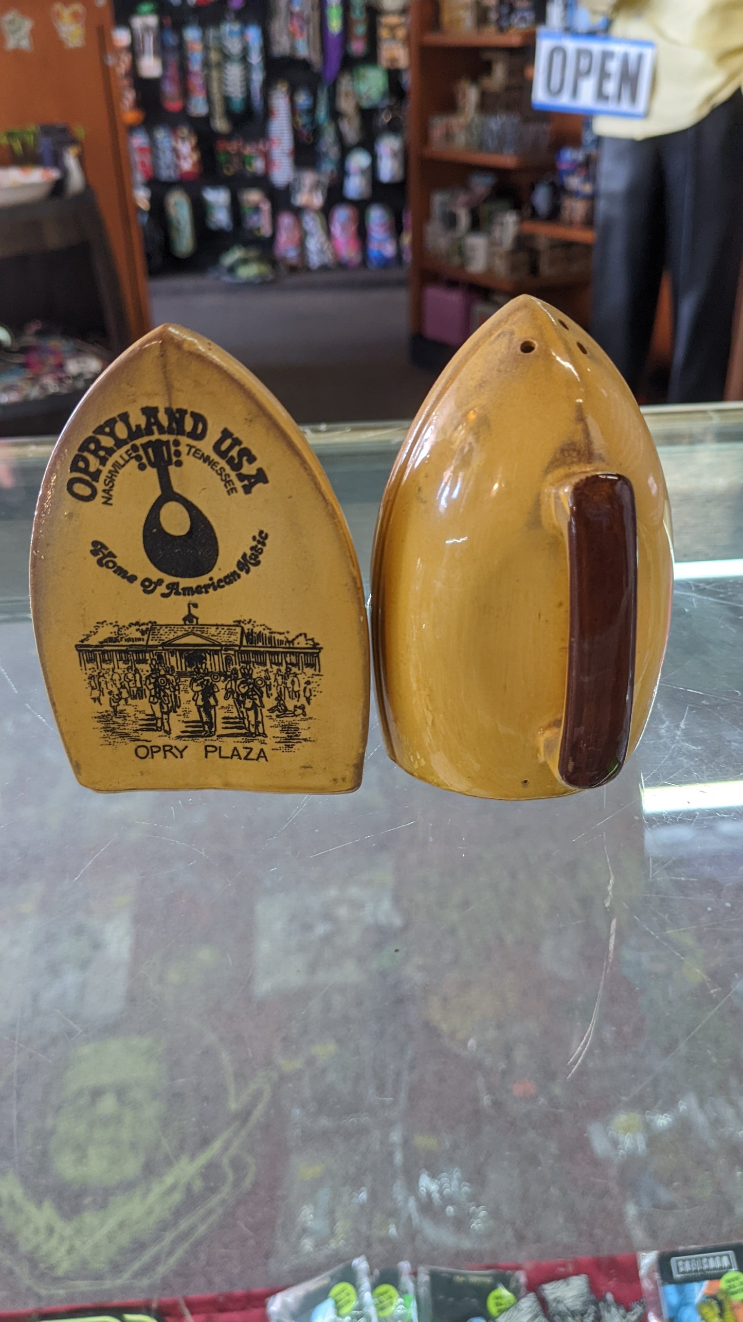 Vintage Iron Opryland Nashville Salt & Pepper Set