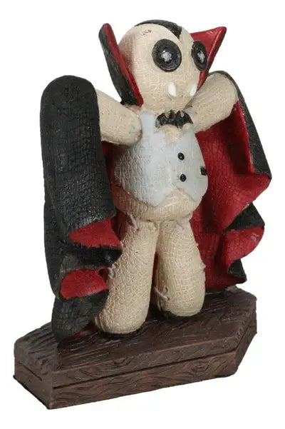 Pinheads Dracula statue