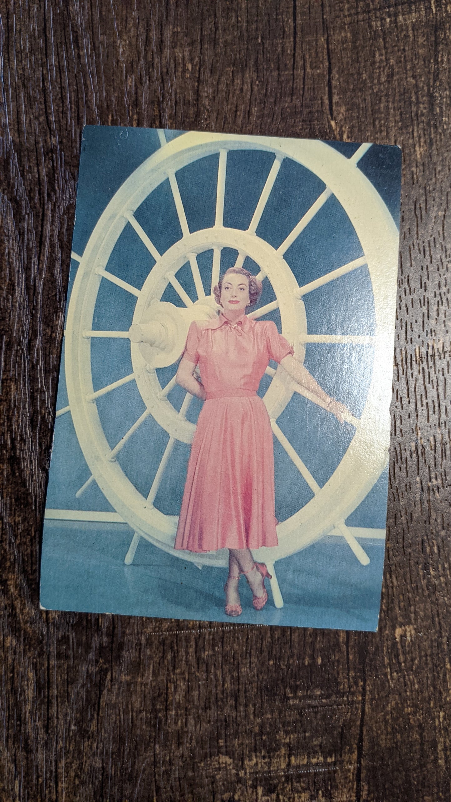 Joan Crawford vintage 1984 postcard