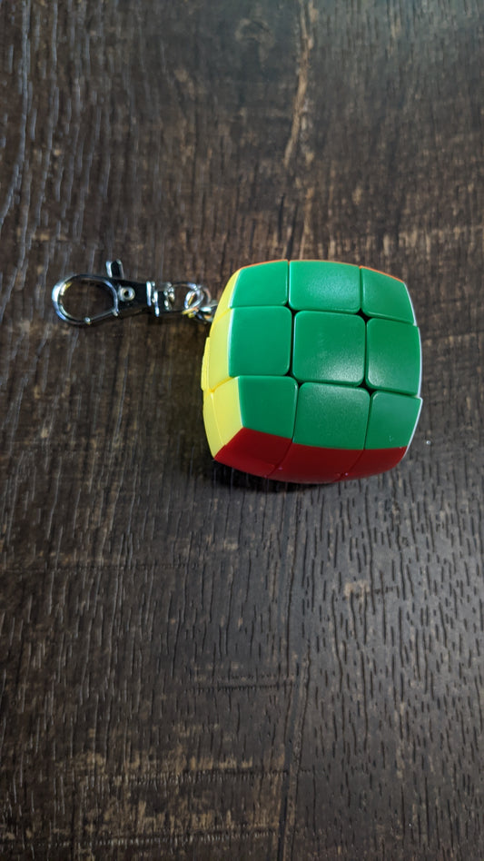 Twist and Turn Rubix cube keychain "Feliks Pillow" Mini