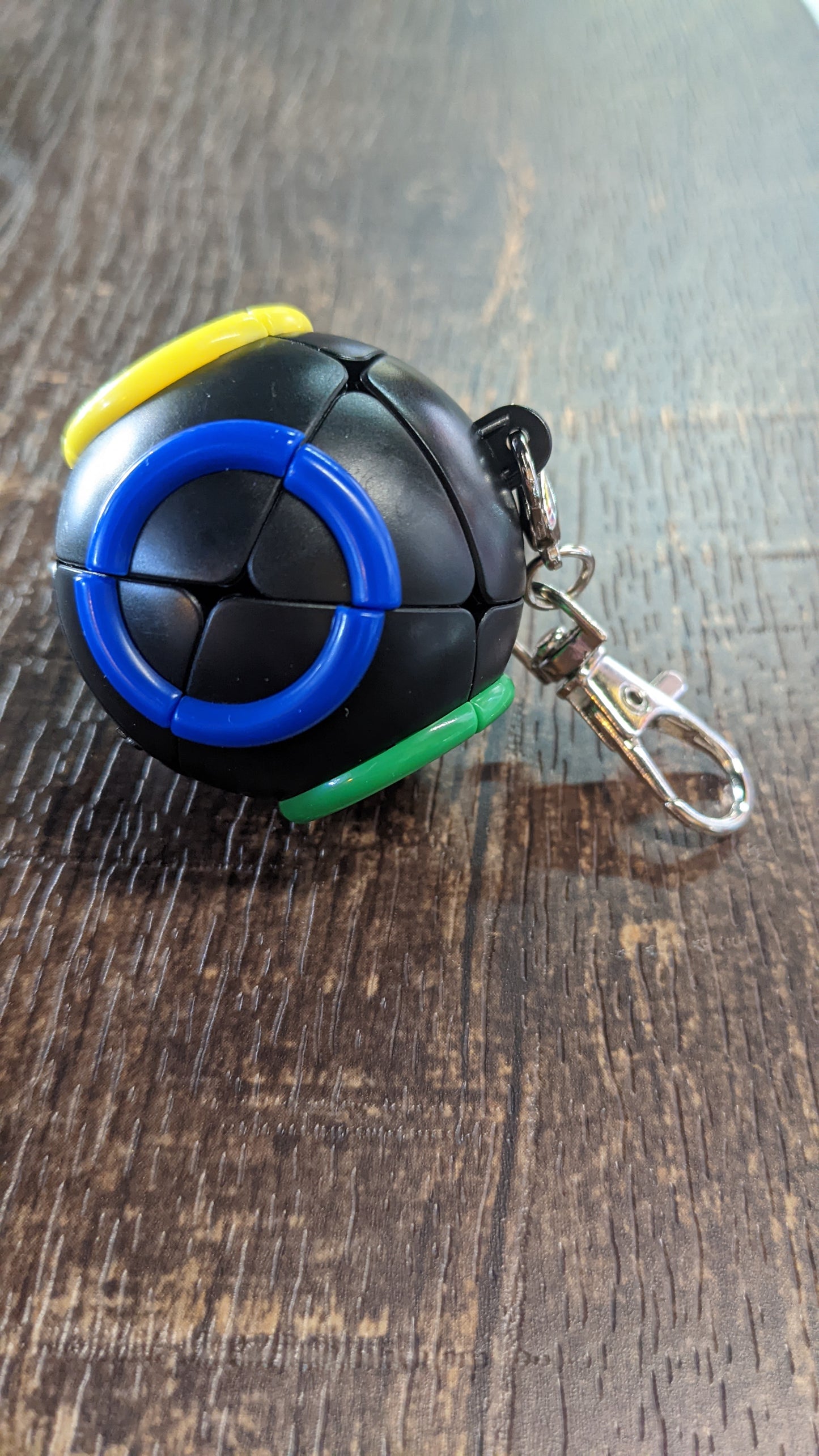 Twist and Turn Rubix cube keychain "Divers Helmet" Mini
