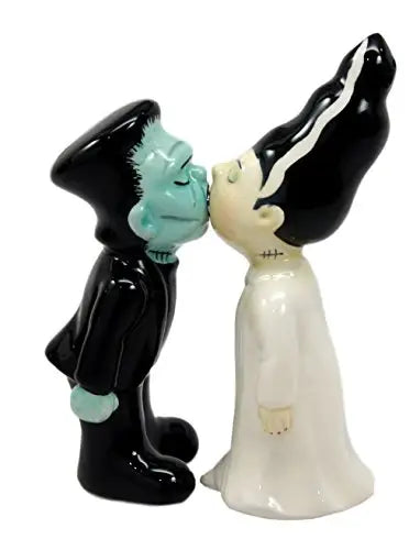 Frankenstein and Bride Salt and Peper Shaker Kissing Set